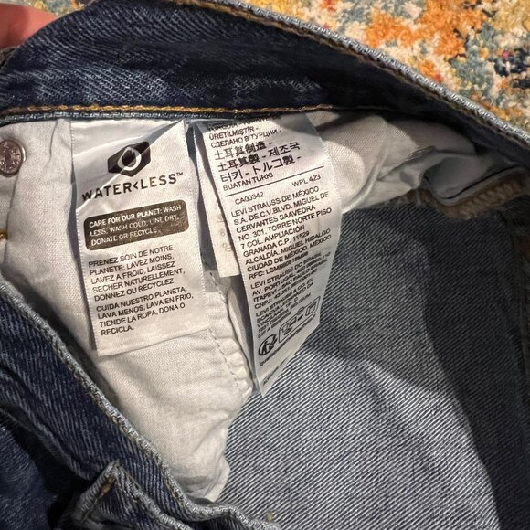 NWT Levi's 501 '81 edition 26W Short Plus Size Jeans - Picture 11 of 12